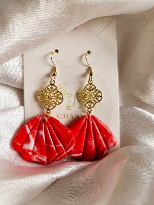 Boucles pendantes coquillage rouge "Océane"